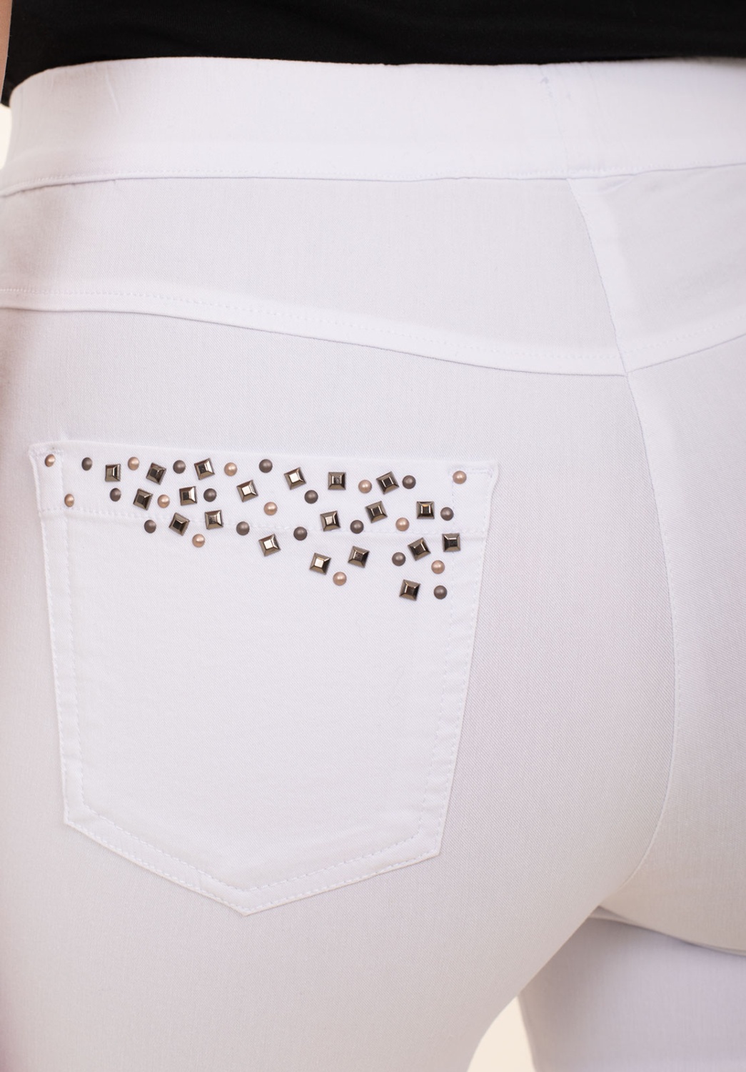 Pantalón Capri Blanco 3