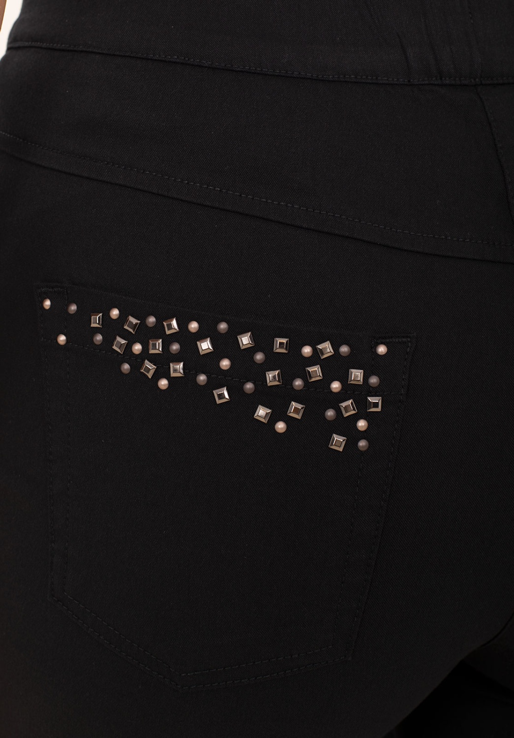Pantalón Capri Negro 3