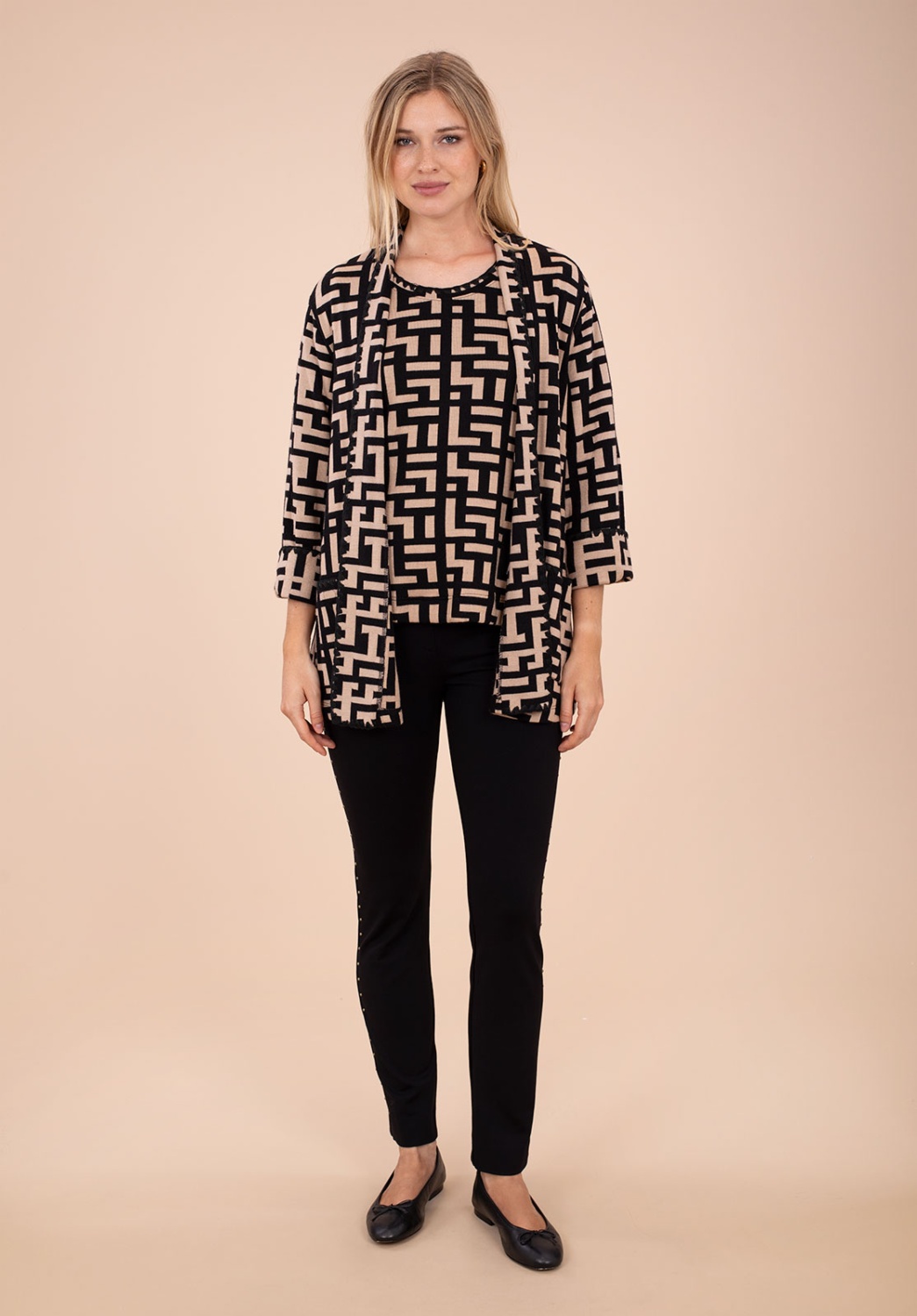 PANTALON PUNTO CON TACHAS