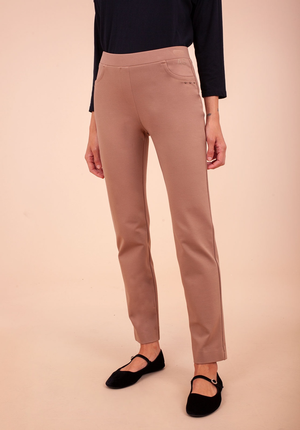 Pantalon Punto Beige tiro medio 1