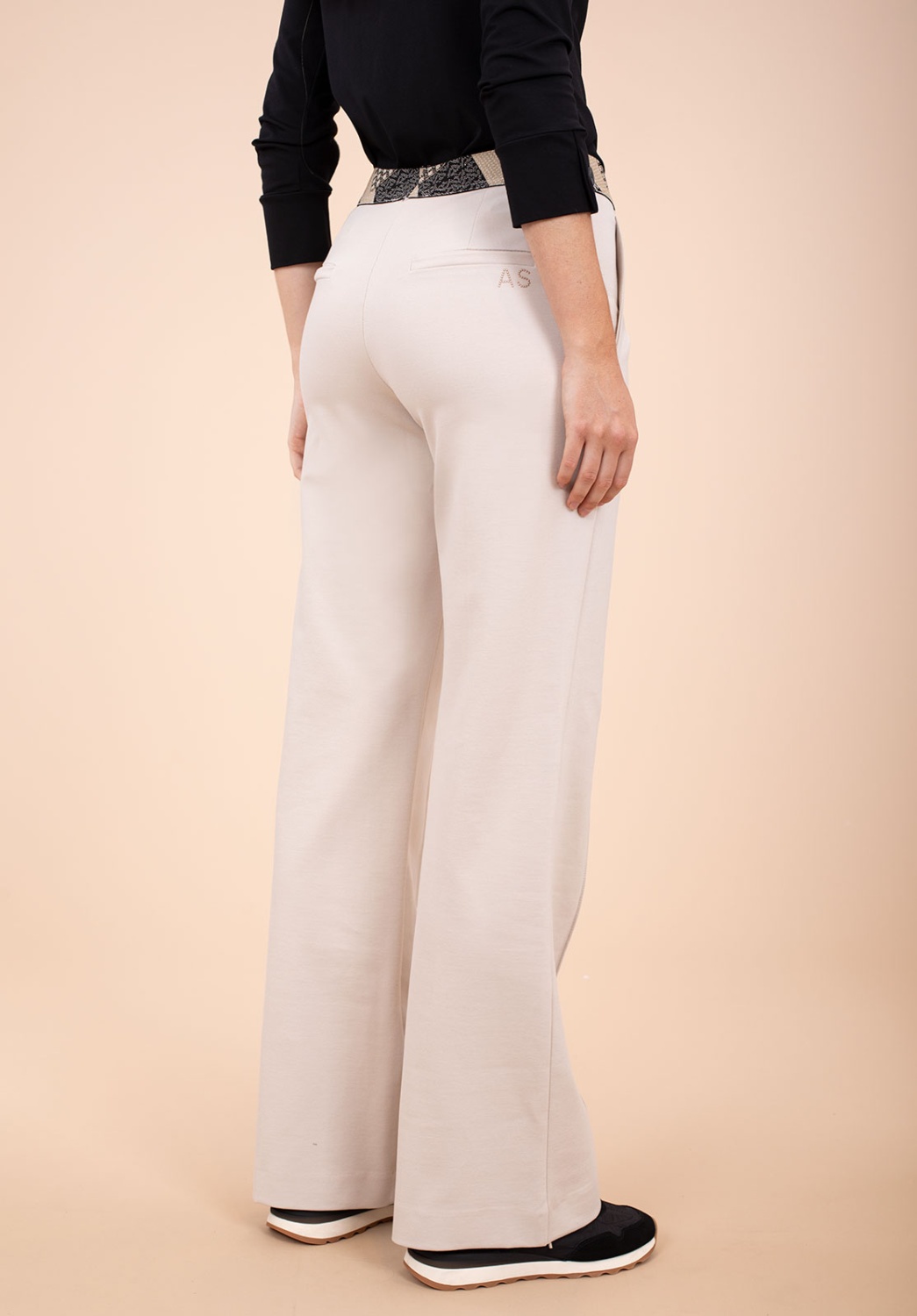 Pantalón Beige Claro 4