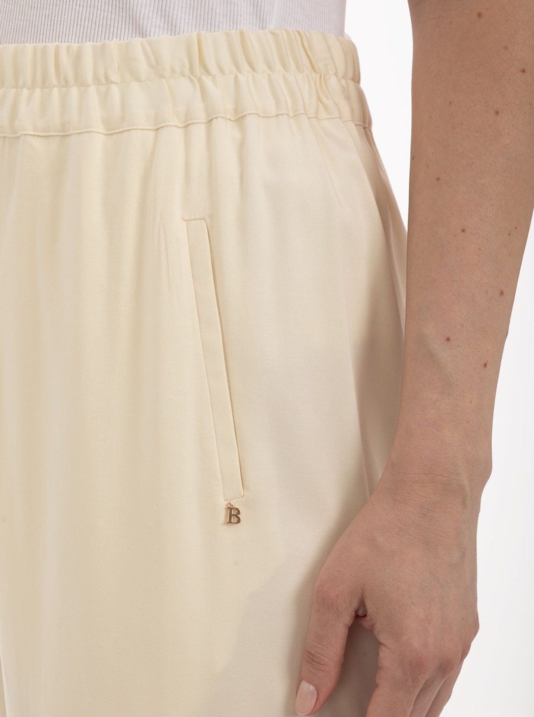 Pantalón Ancho Crudo 2