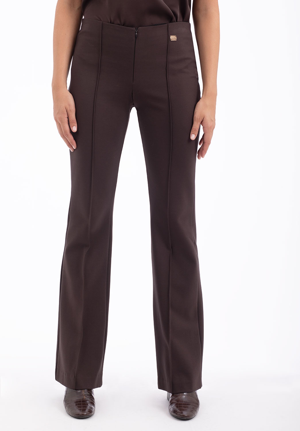 Pantalón Marrón de Corte Recto 3