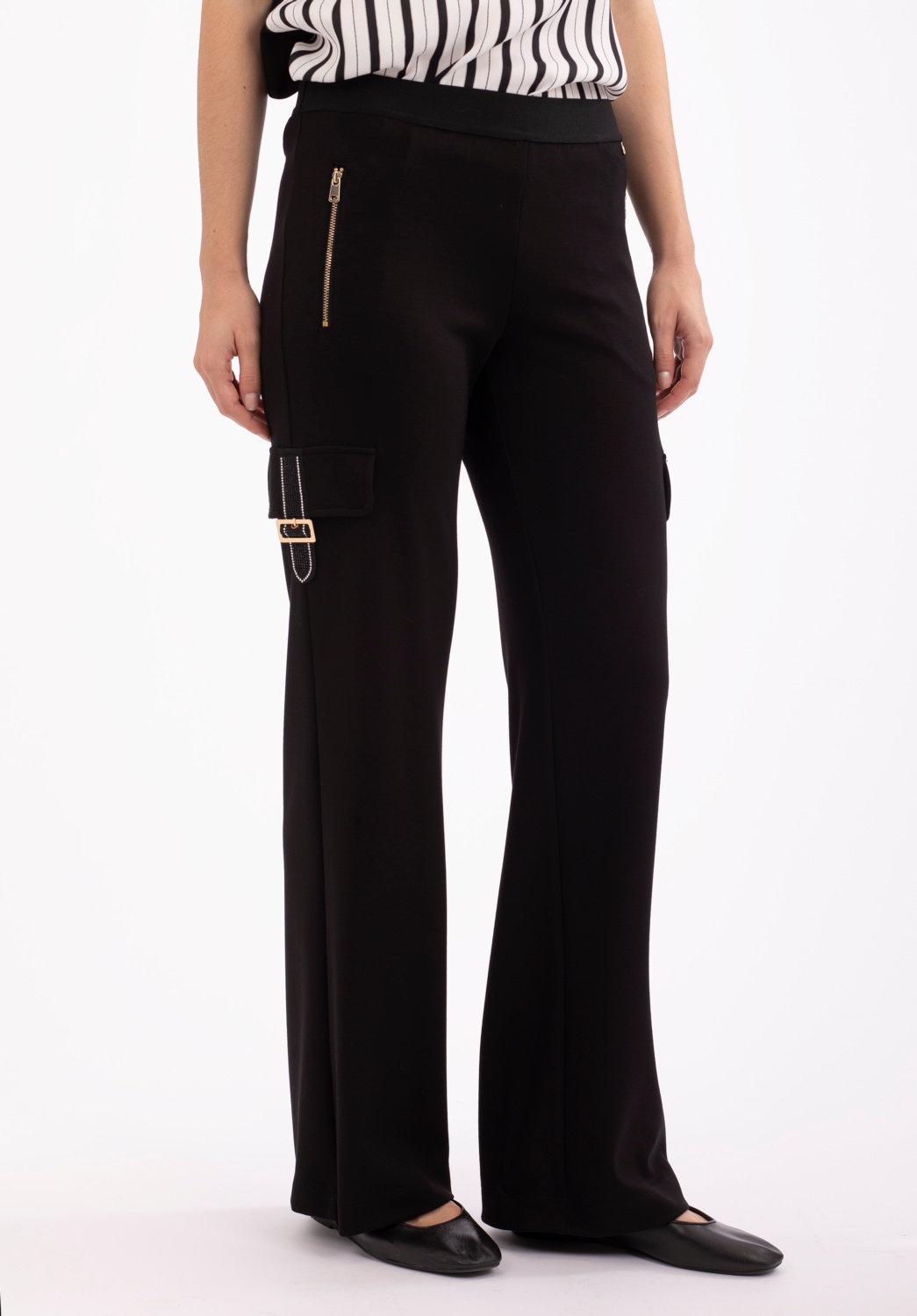 Pantalón Negro Cargo 4