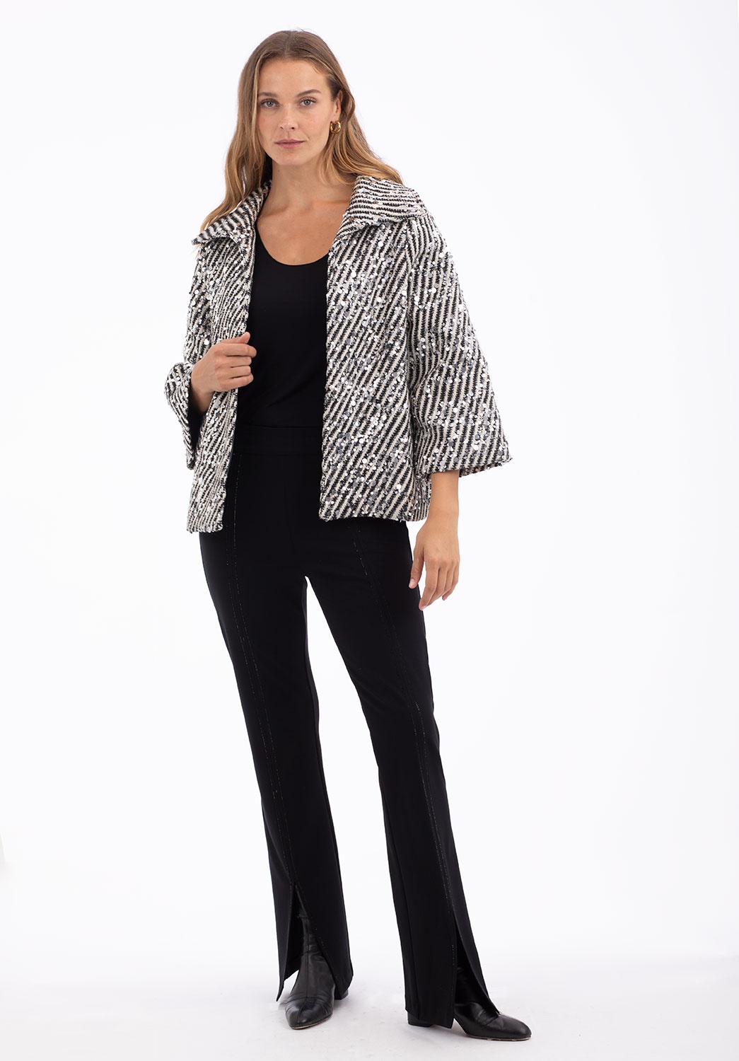 Pantalón de punto con detalle de strass