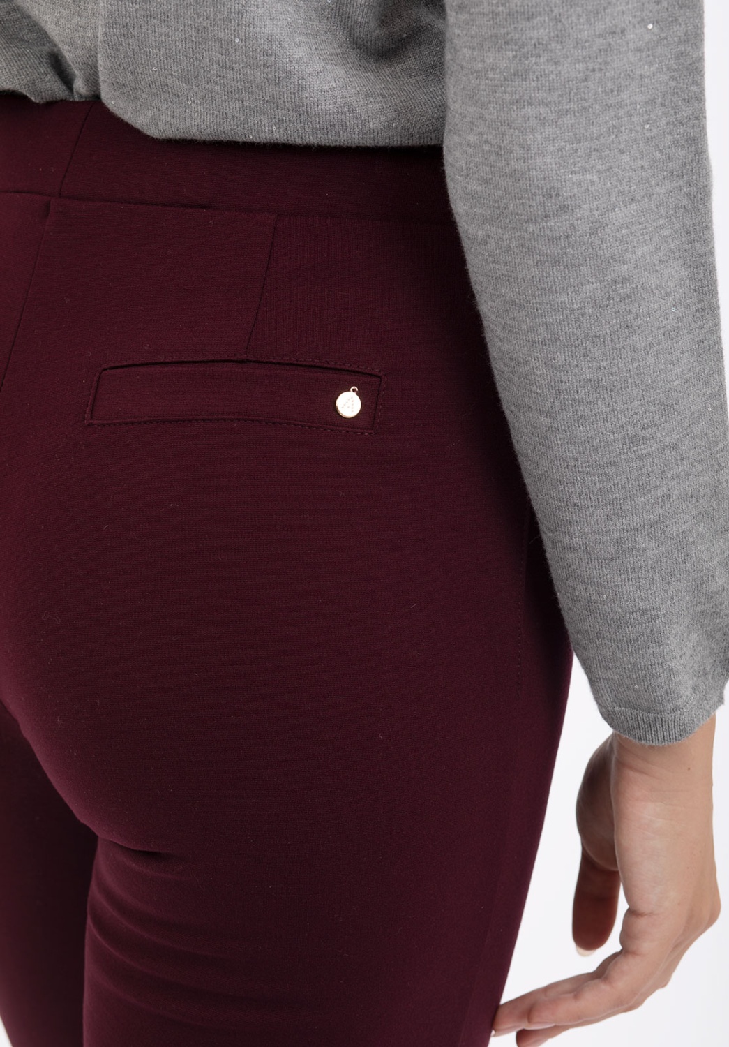 Pantalón Granate tipo Leggins