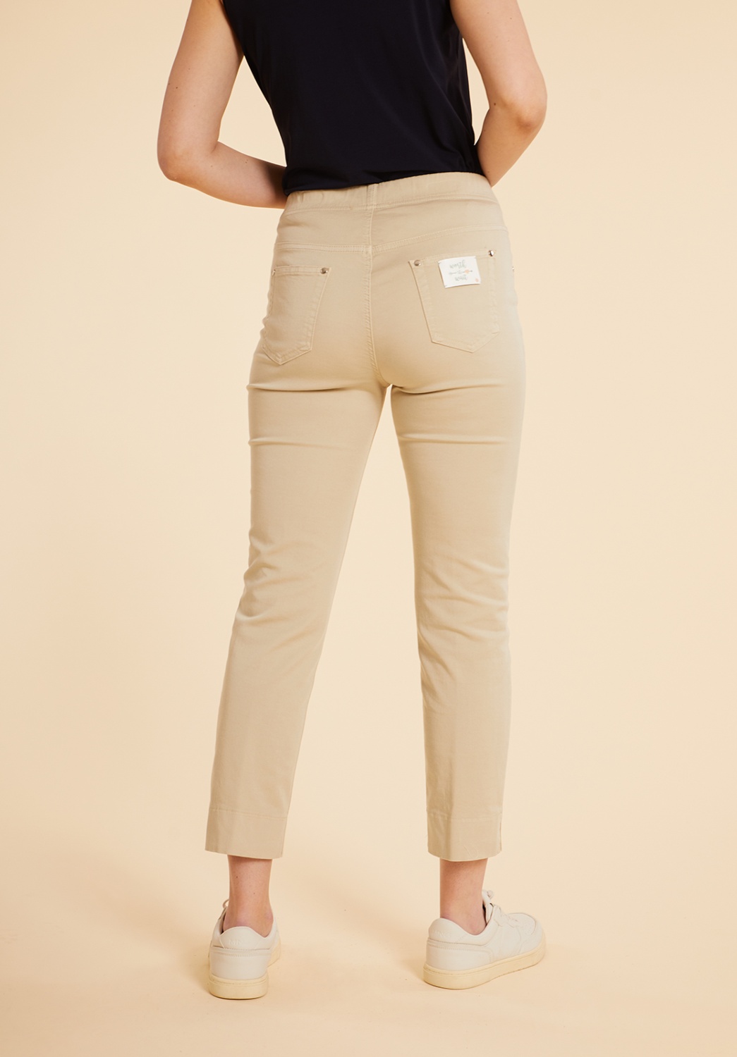Ankle-length Beige Trousers 2