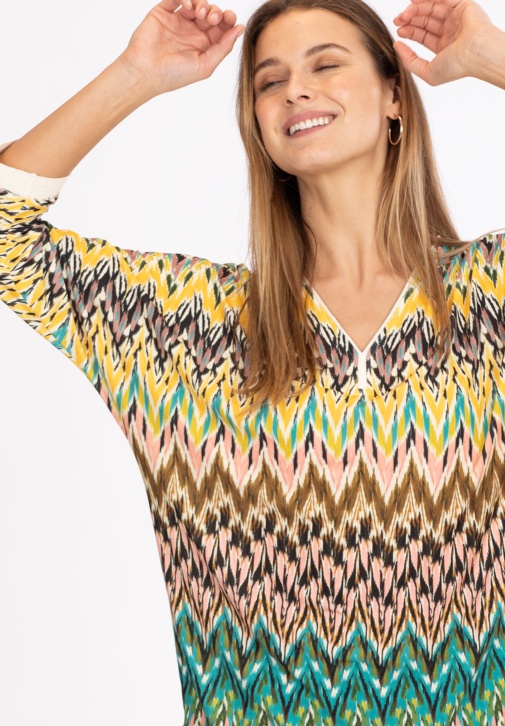 Multicolor Batwing Sleeve T-shirt
