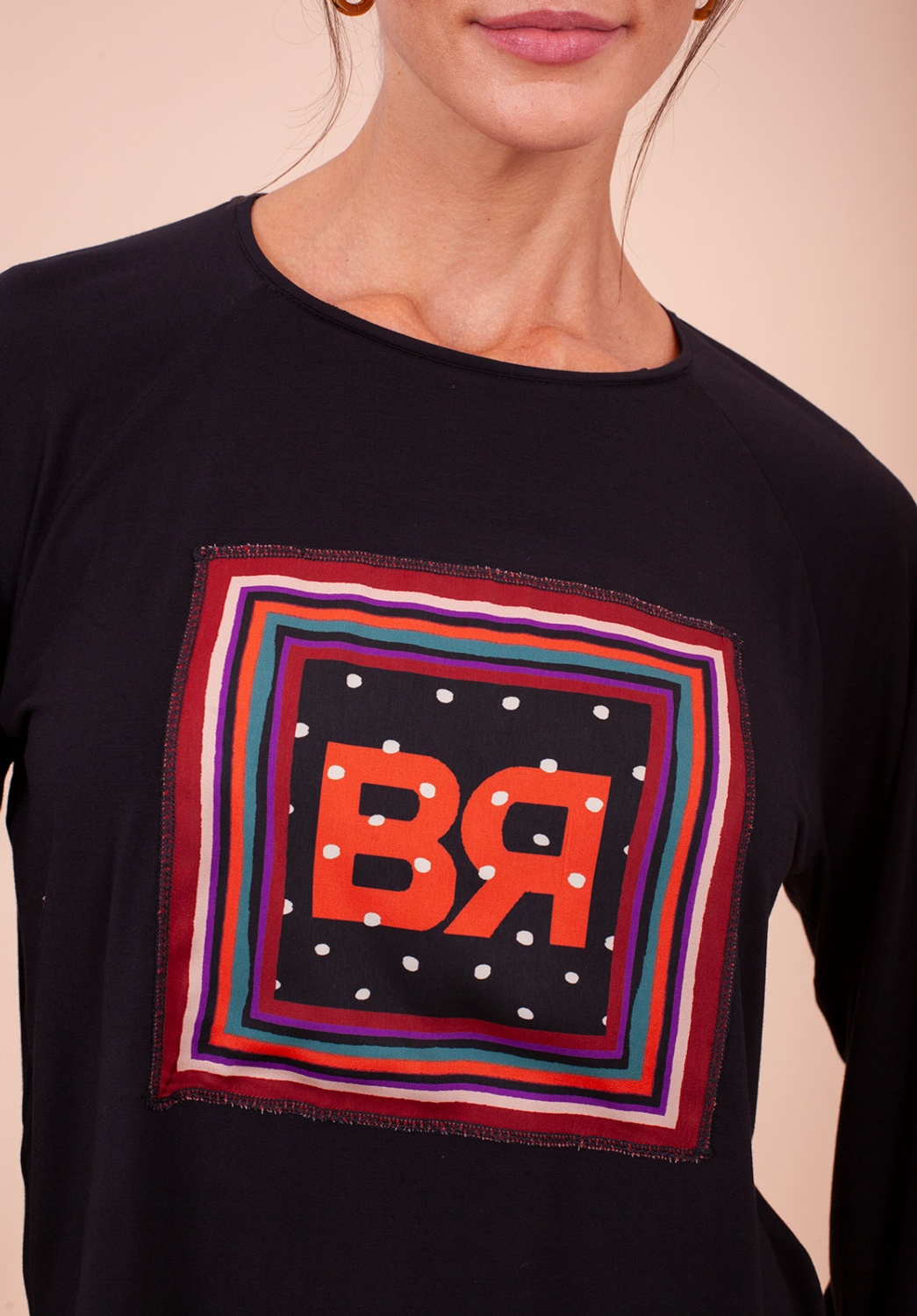 Camiseta Negra ВЯ 2