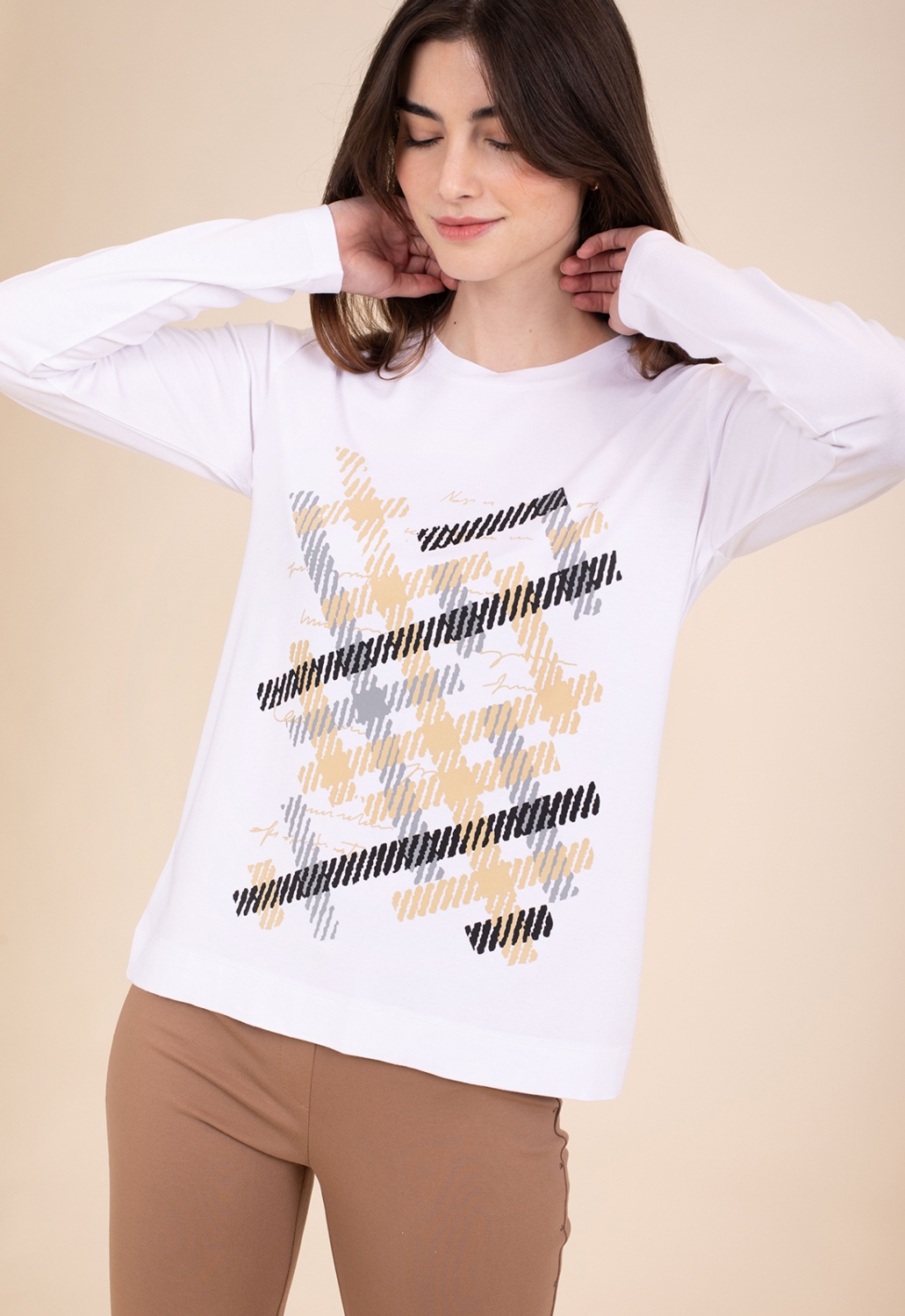 Camiseta Blanca Cuadros 1
