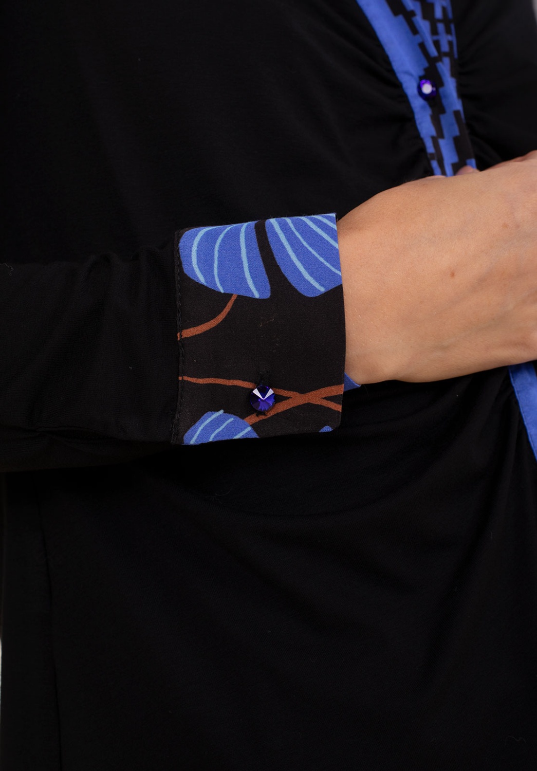 Camisa Fruncida con Contraste 4