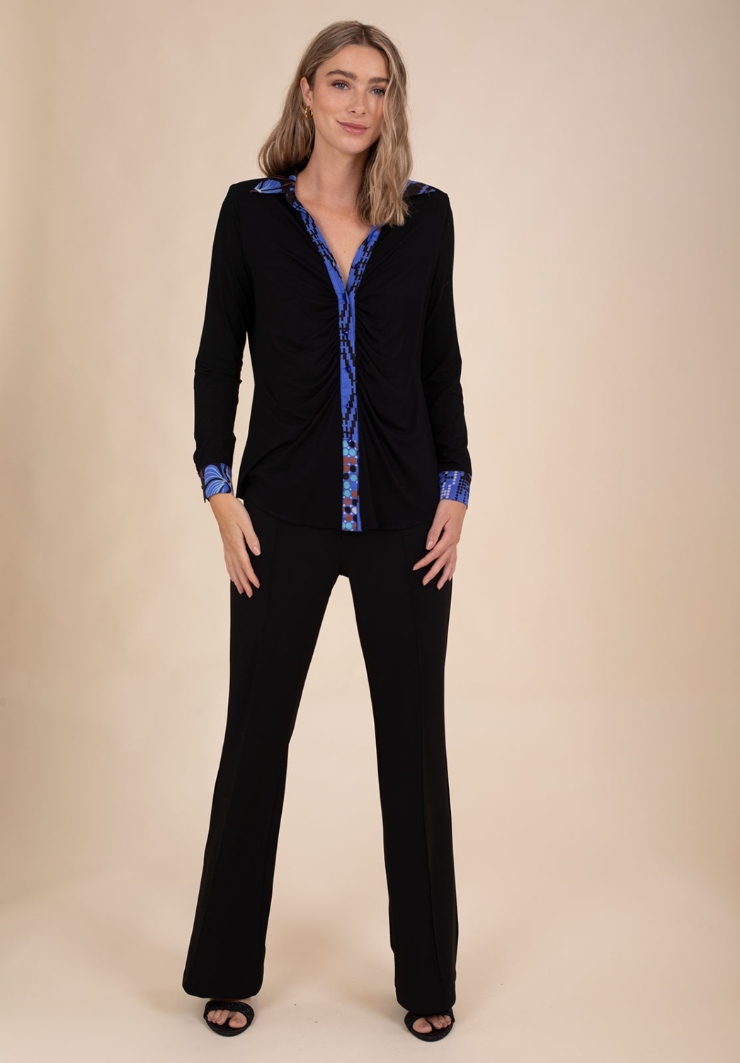 Camisa Fruncida con Contraste 6
