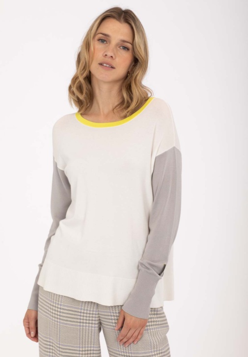 Pull fin tricolore