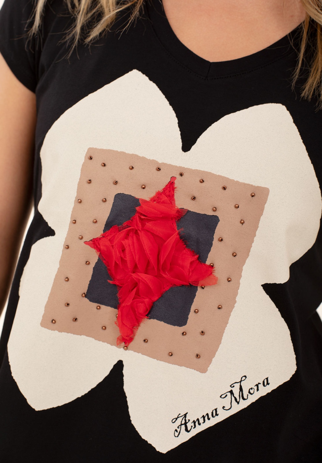Camiseta Flor Con Bolso 3