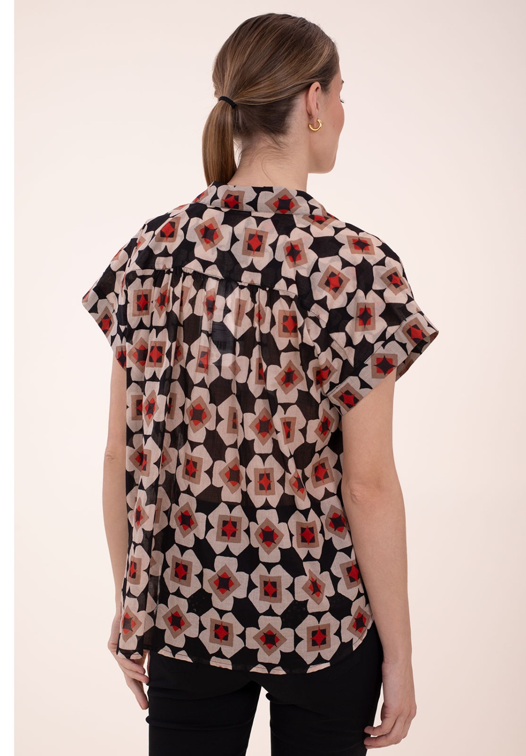 Blusa Fluida Modernista 3
