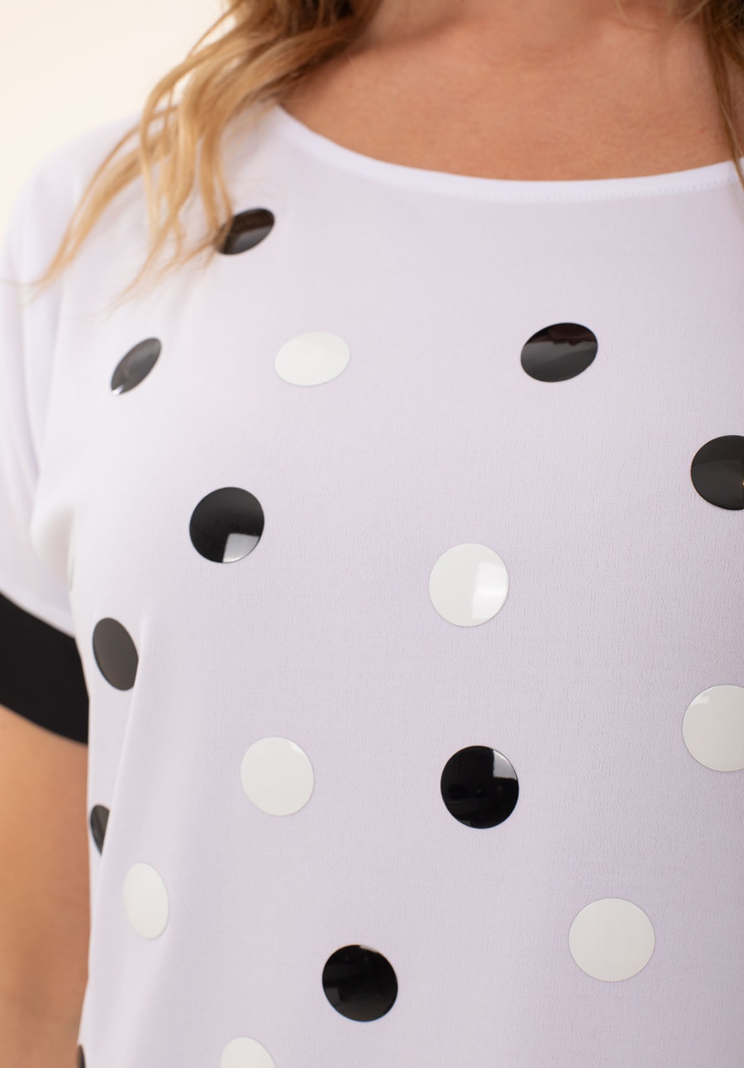 Camiseta Blanca Aplique Topos 1