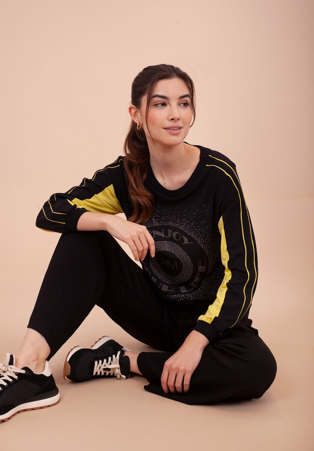 Camiseta negra/lima 1