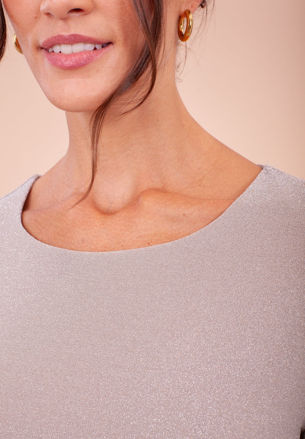 Camiseta gris-plateada 1