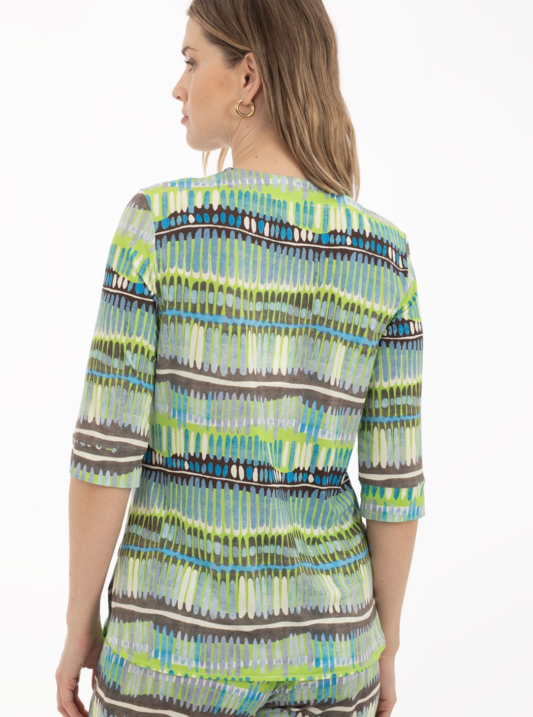 Camiseta verde de rayas 2