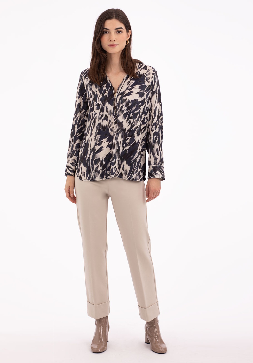 Camiseta Animal Print Azul y Blanco 3