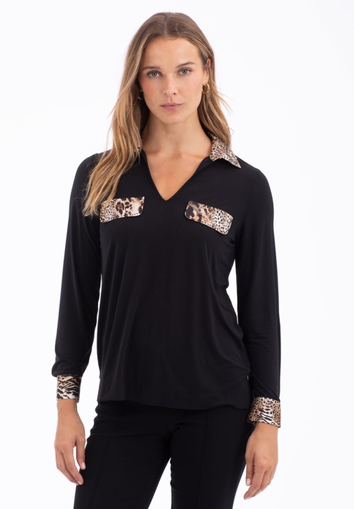 Camiseta Negra con Detalles Animal Print