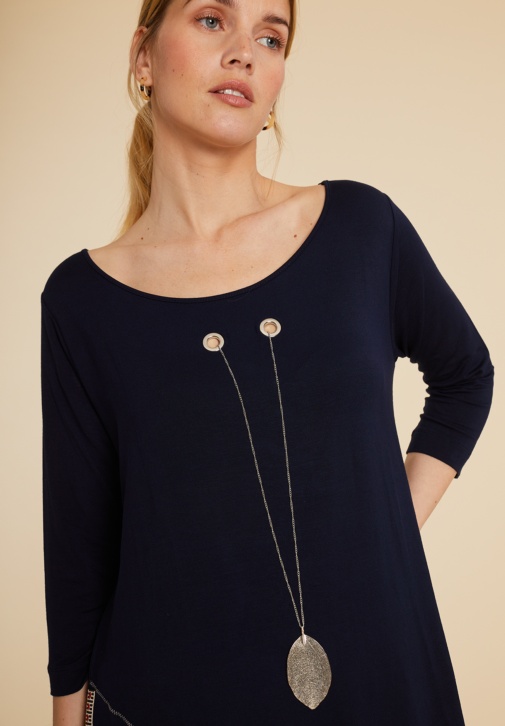 Long T-shirt With Necklace 