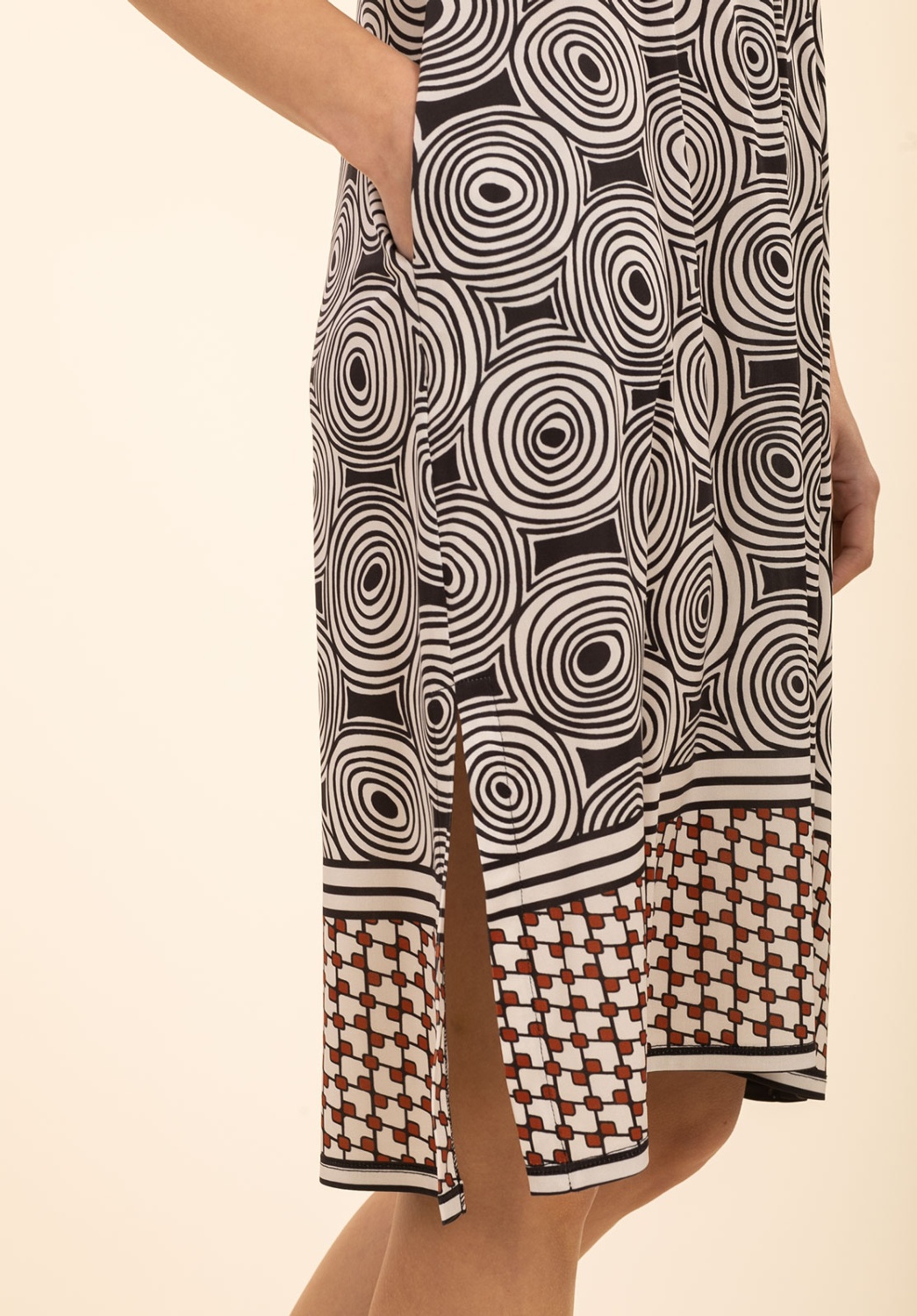 Geometric Knitted Dress 3