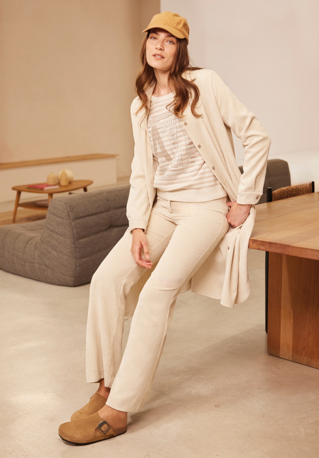 Pantalón Pana Crema 4