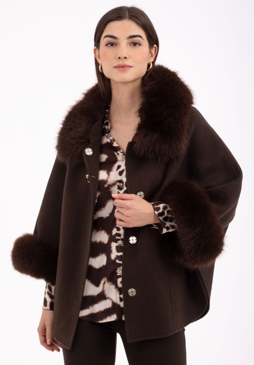 Capa tipo Poncho Marrón 