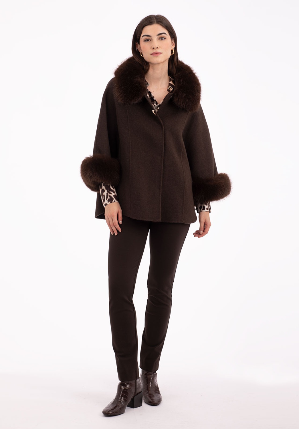 Brown Poncho-Style Cape 5