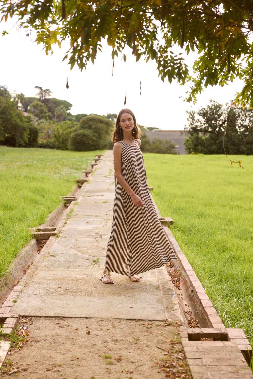 Vestido de Rayas Sin Mangas 4