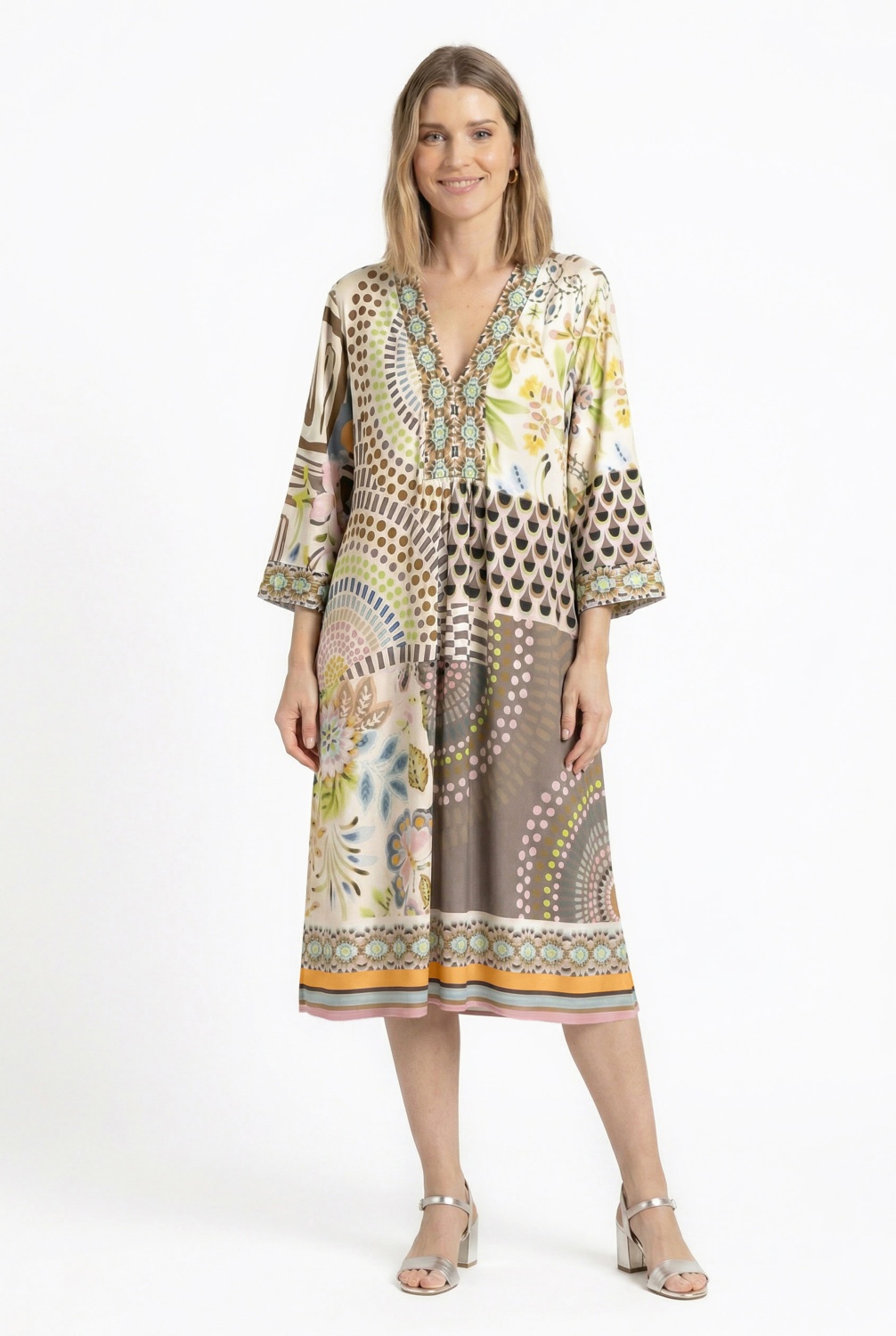 Vestido Estampado Patch Beige