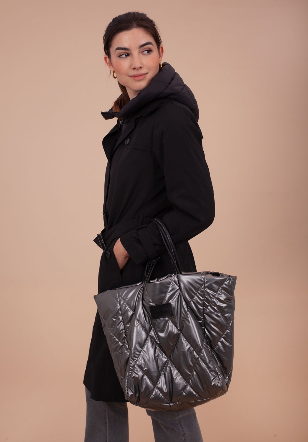 Bolso acolchado plateado