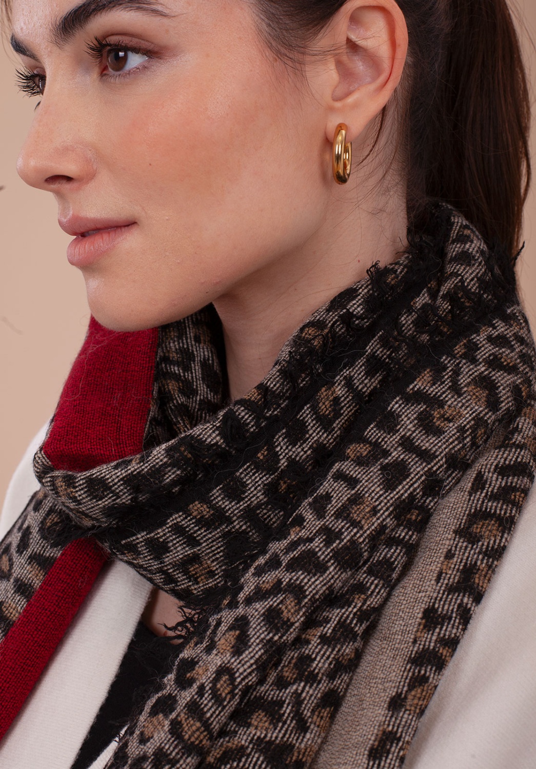 Bufanda estampada animal print/roja 1