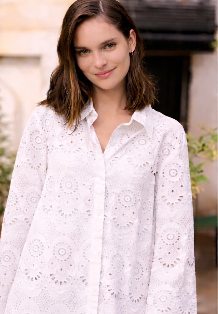 Blusa Troquelada Blanca 1