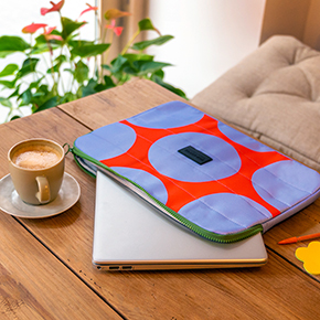 FUNDA PORTÁTIL FLAMENCO AZUL HF - Ítem6