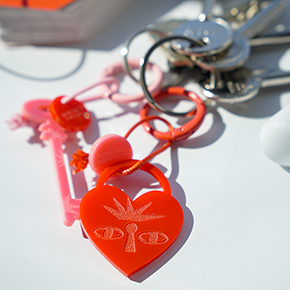 LLAVEROS PARA COMPARTIR LOVE IS LOVE HF - Ítem5