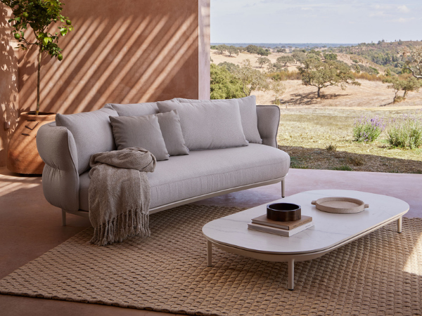 At Feria Hábitat Valencia, POINT presents furniture that combines design, craftsmanship, and sustainability, perfect for contract and hotel projects seeking quality and distinctive style.