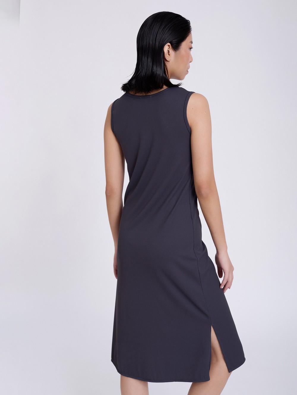 Vestido de tirantes y frunce 3