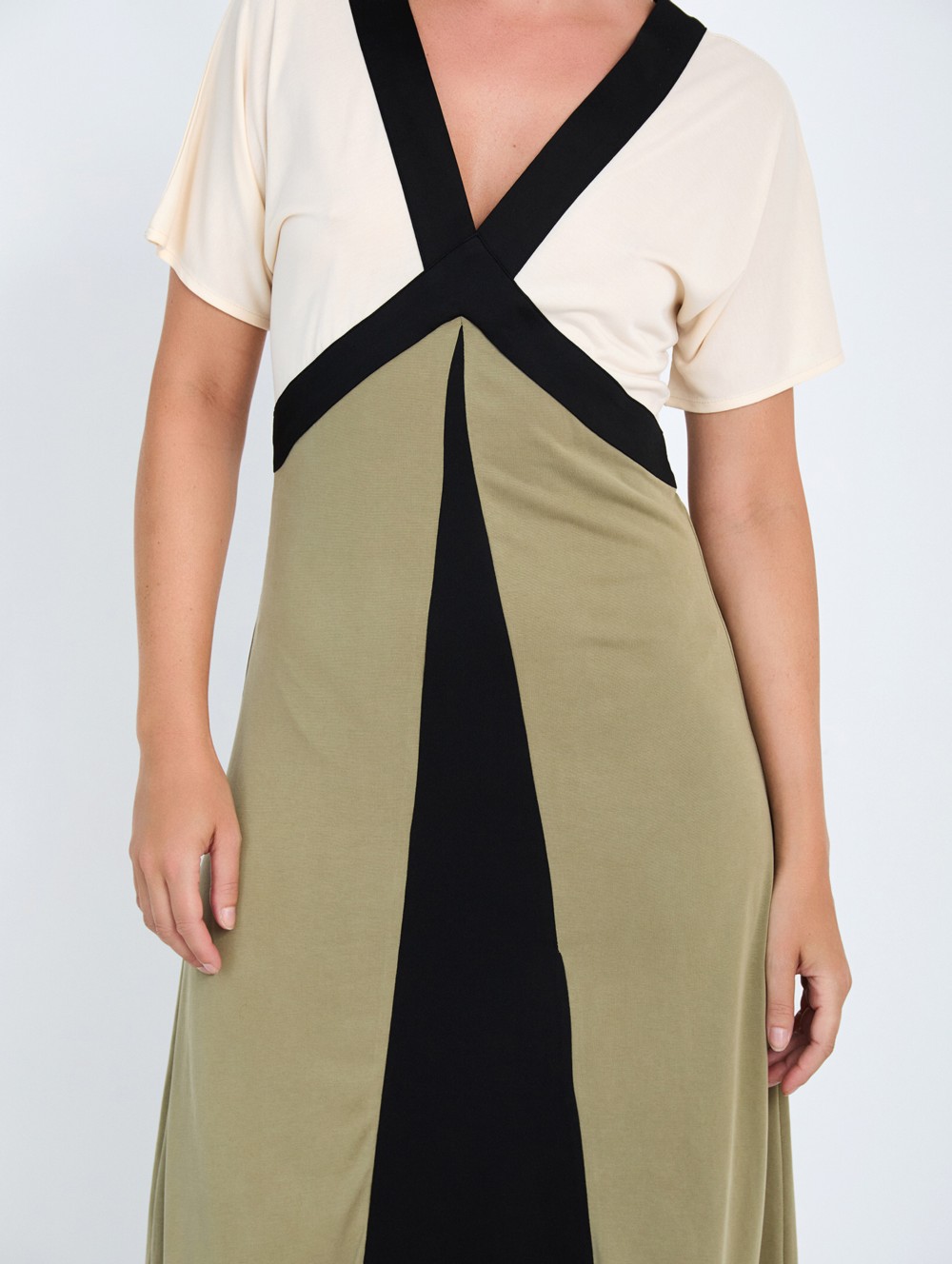 Tricolor modal dress 3