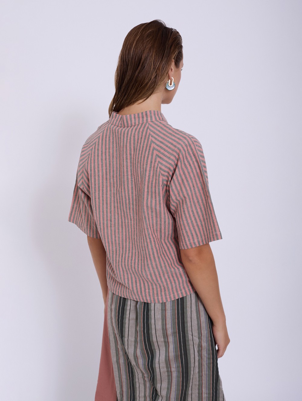 Camisa rayas cuello mao 2