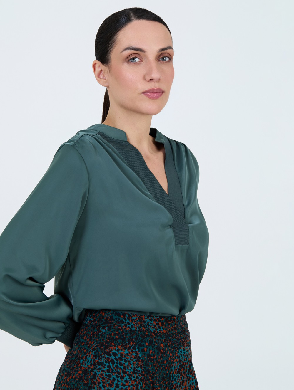 Blusa satinada canalé 3