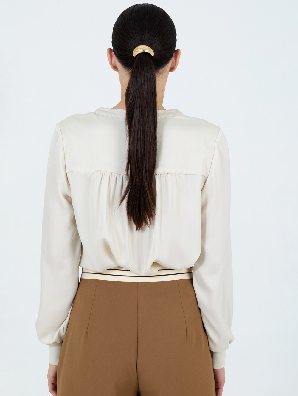 Blouse satinée côtelée 5
