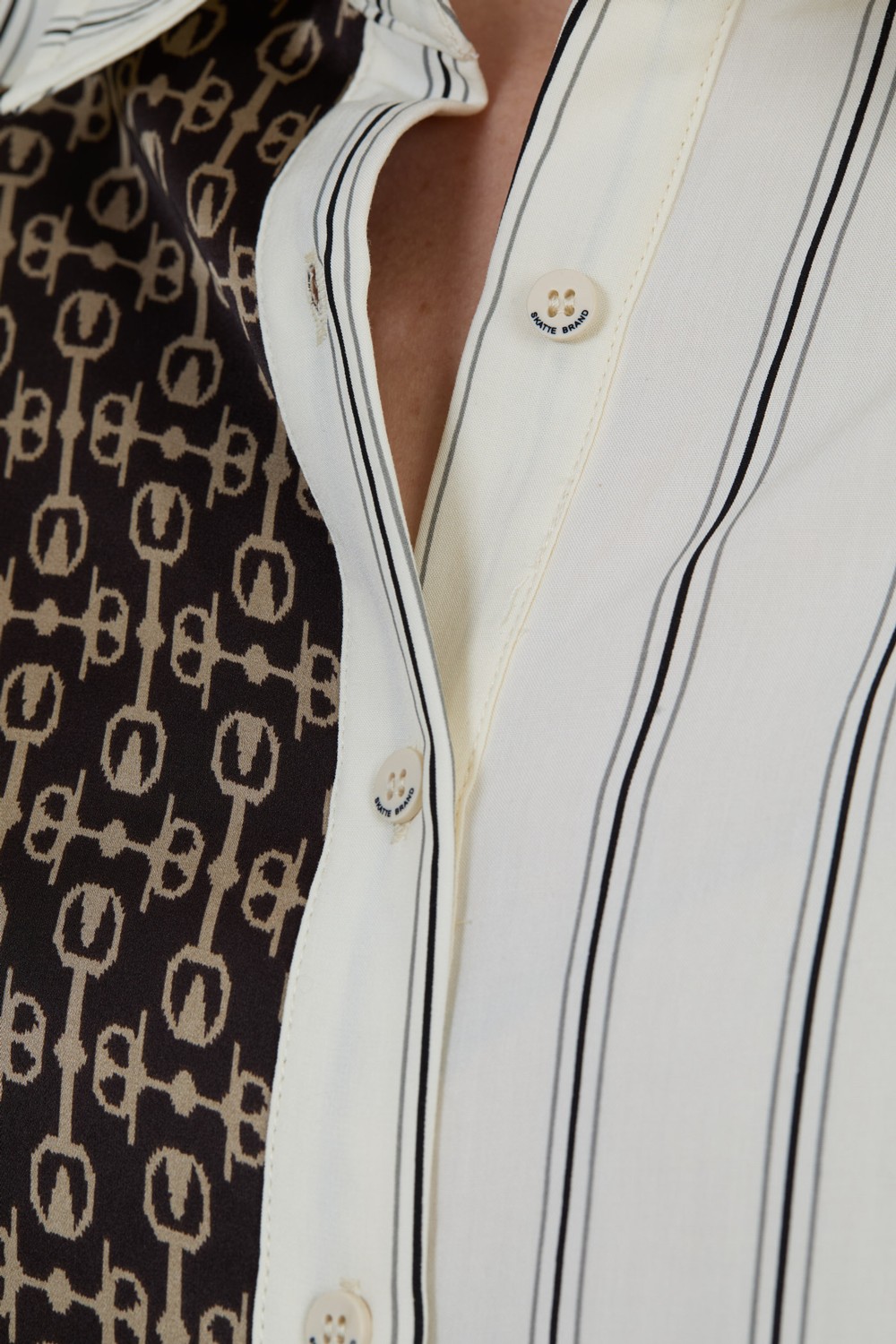 Camisa rayas pañuelo 1