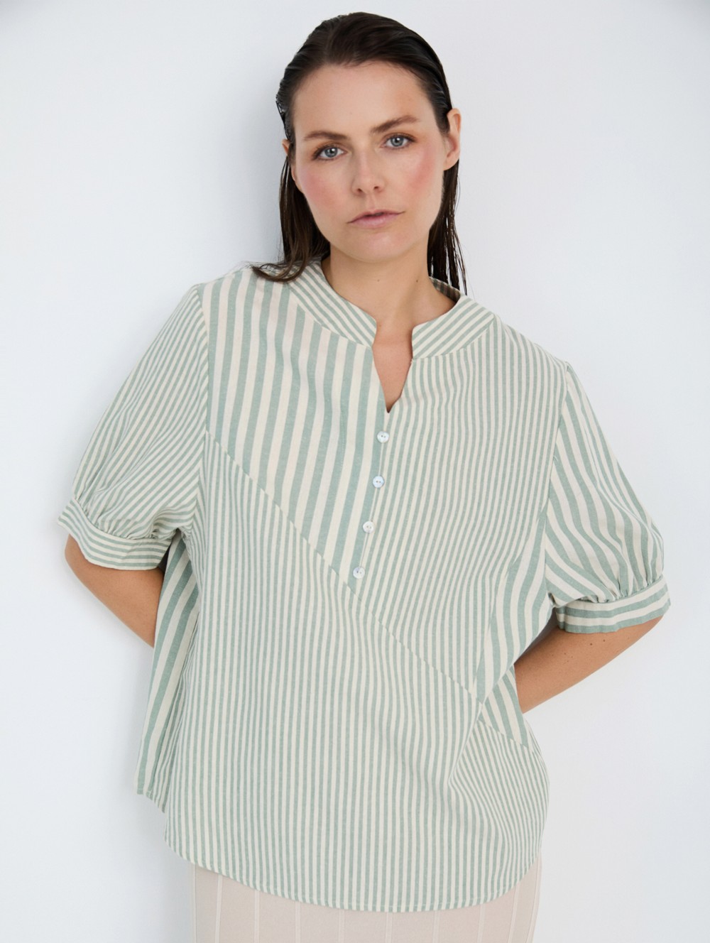 Camisa rayas combinadas