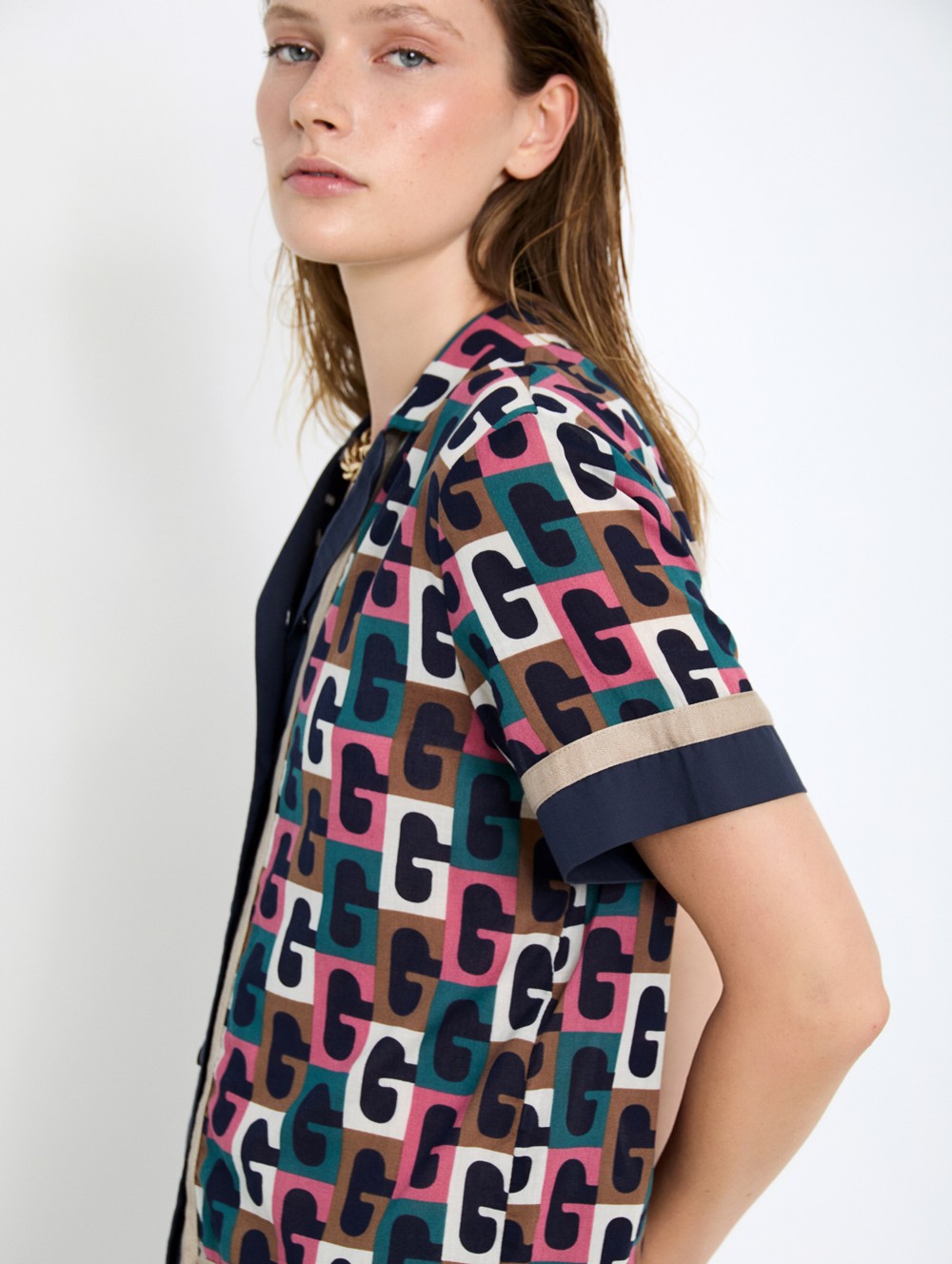 Retro print shirt