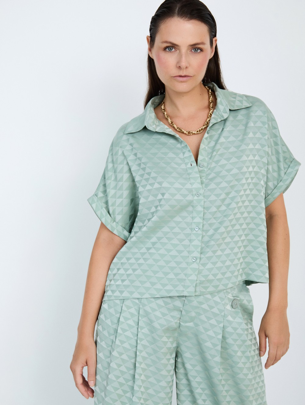 Geometric jacquard shirt