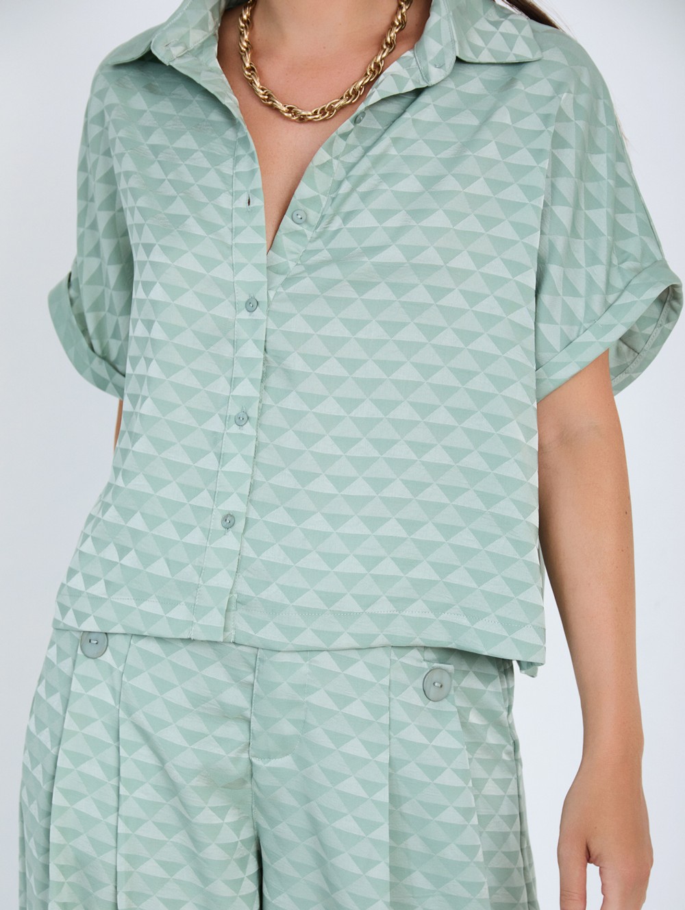 Geometric jacquard shirt