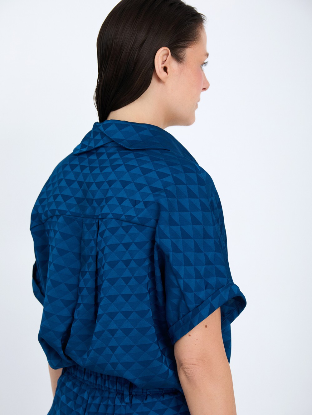 Geometric jacquard shirt