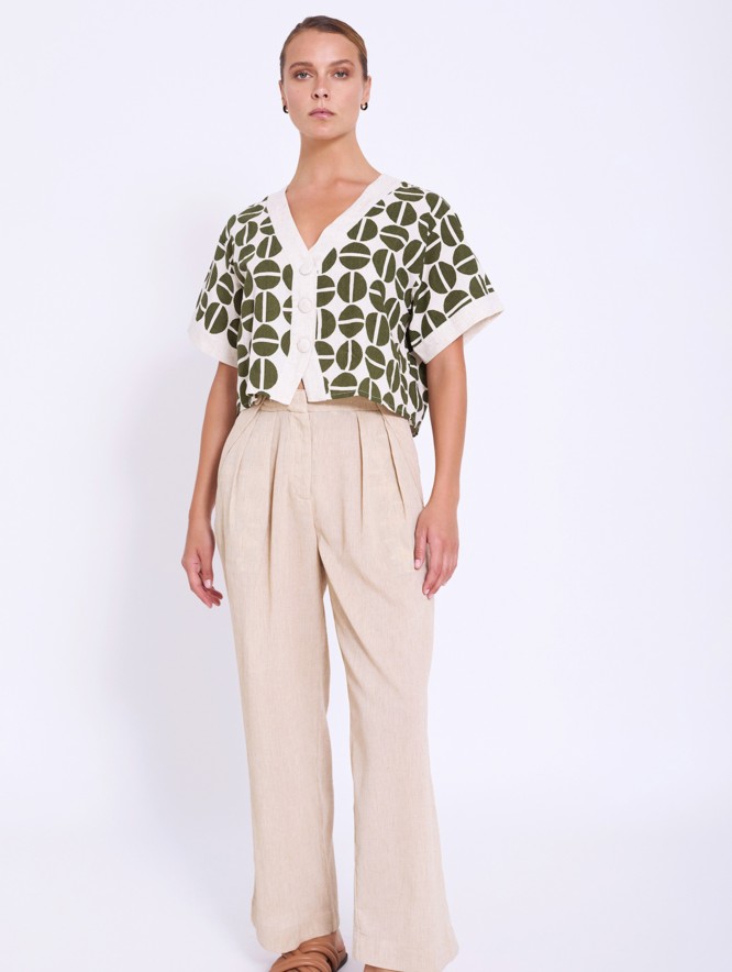 Pantalón lino con pliegues